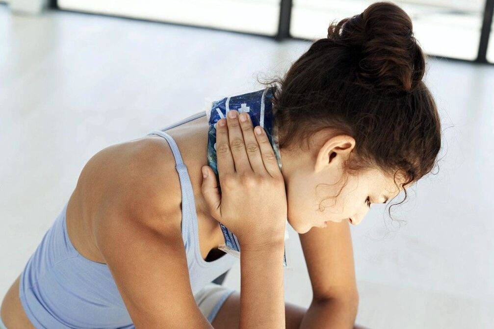 Compress the neck to weaken the symptoms of osteochondrosis