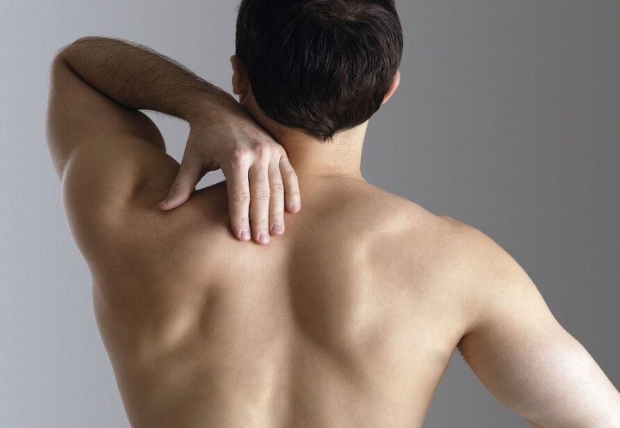 Pain under the left scapula from behind from behind Photo 3